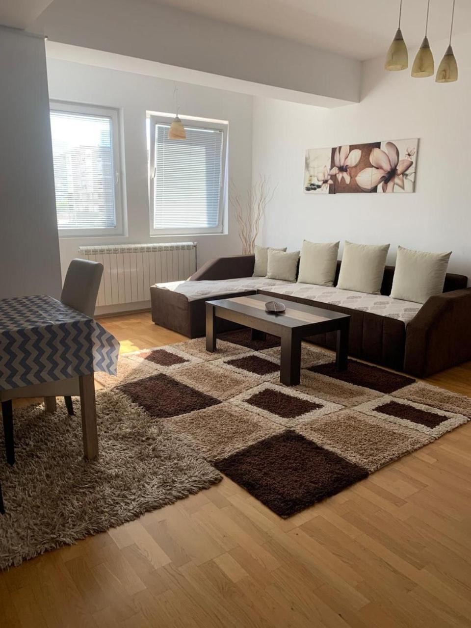 Center Nova Luxary Apartamento Skopie